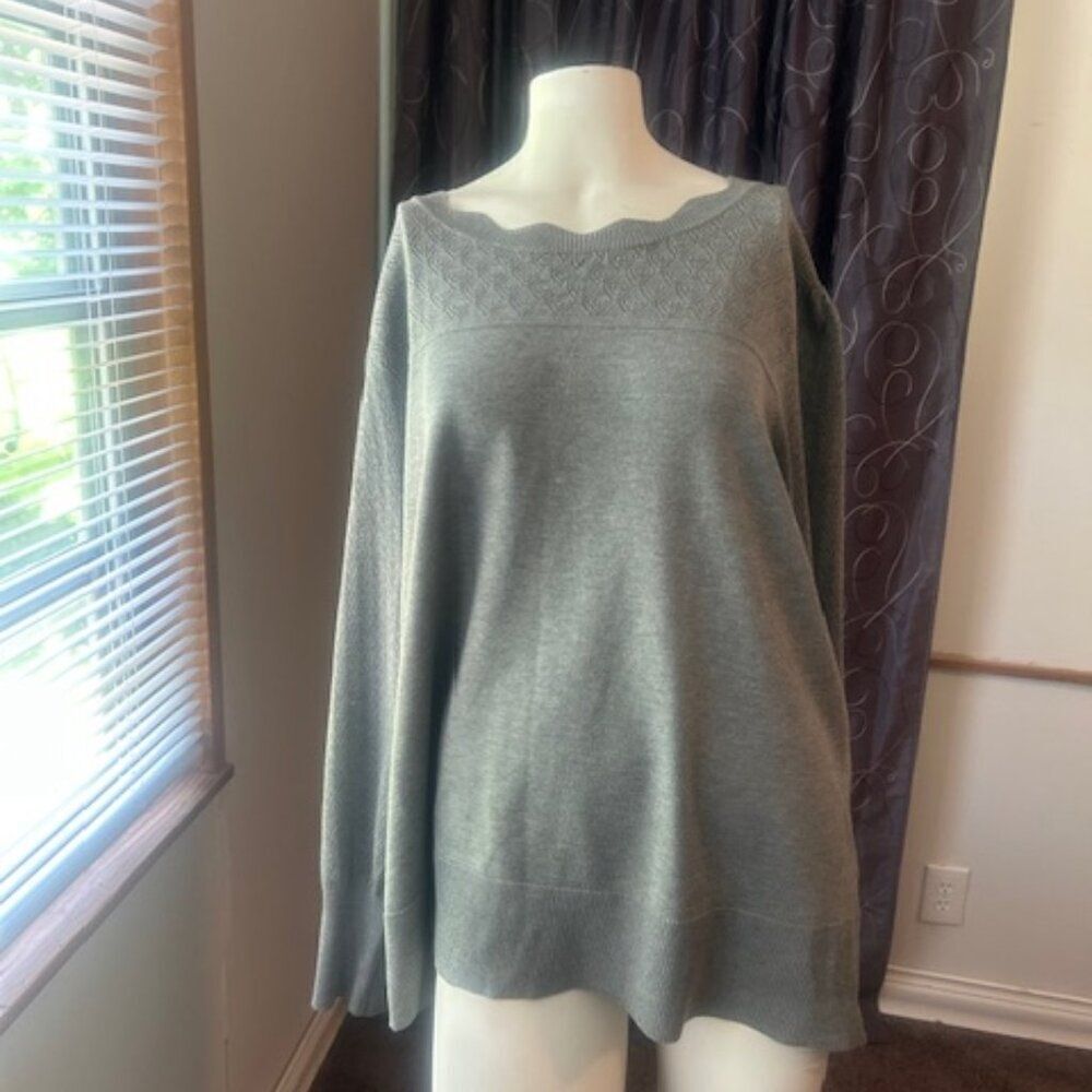 Cable & Gauge Gray Knit scallop neck sweater, size 3X